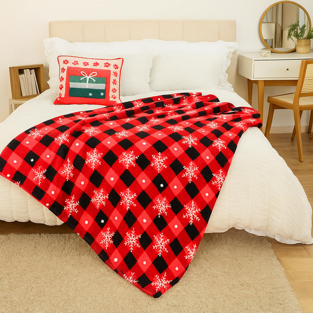 HunnmingRe 12 Set Christmas Fleece Throw Blanket Bulk Xmas Gift Set Include Merry Christmas Ribbon and Gift Card 50 x 60 Inch Holiday Blanket for Couch Sofa Winter Travel Decoration